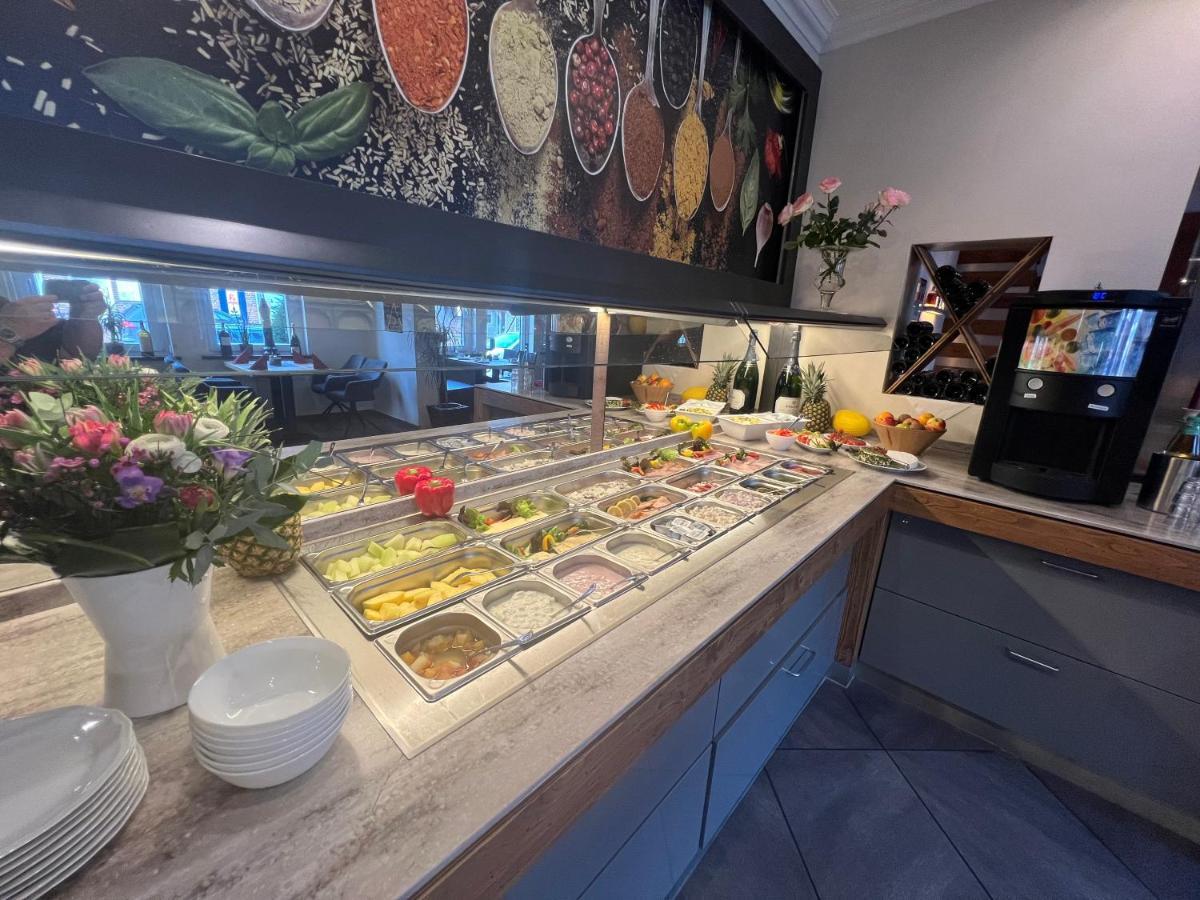 Hotel Ammerlaender Hof Вестерщеде Екстериор снимка